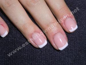 ongle-manucure-gel-simple-effet-naturel-gainage.jpg